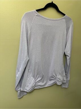 ACX Active Women’s Heather Light Purple Long Sleeve Active Top w/ Thumbholes - L